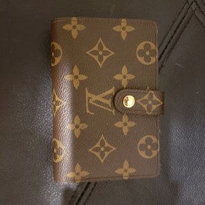 Louis vuitton wallet